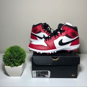 Jordan 1 Chicago TD Mid Cleats - BRAND NEW